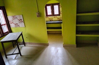 Room for rent in ambicapatty