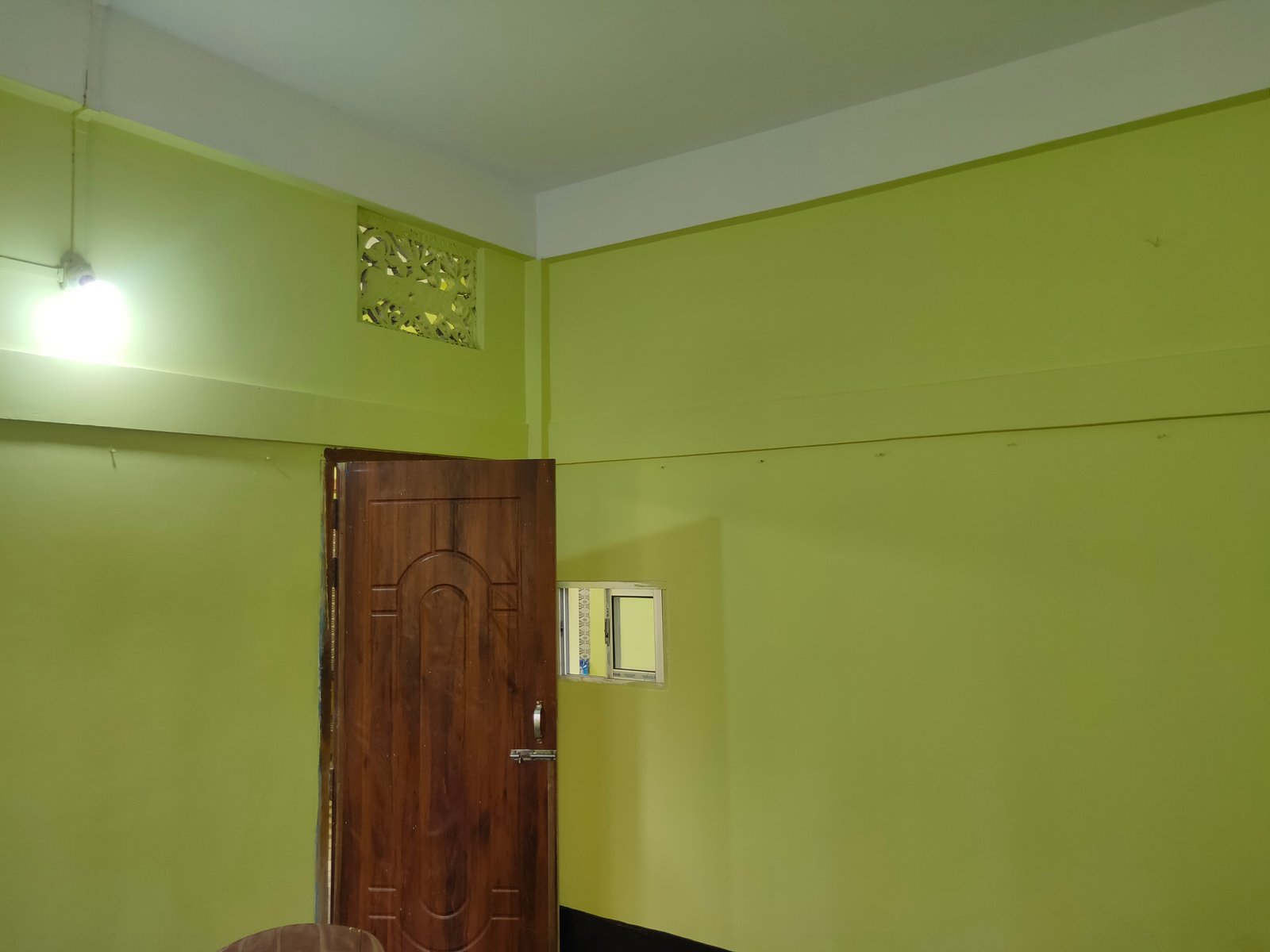 ROOM RENT 5500+Electricity bill Negotiable ( Meherpur Shivalik park)