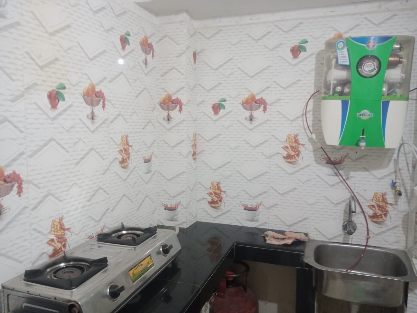 Sabitri girls PG contact no 6003155354