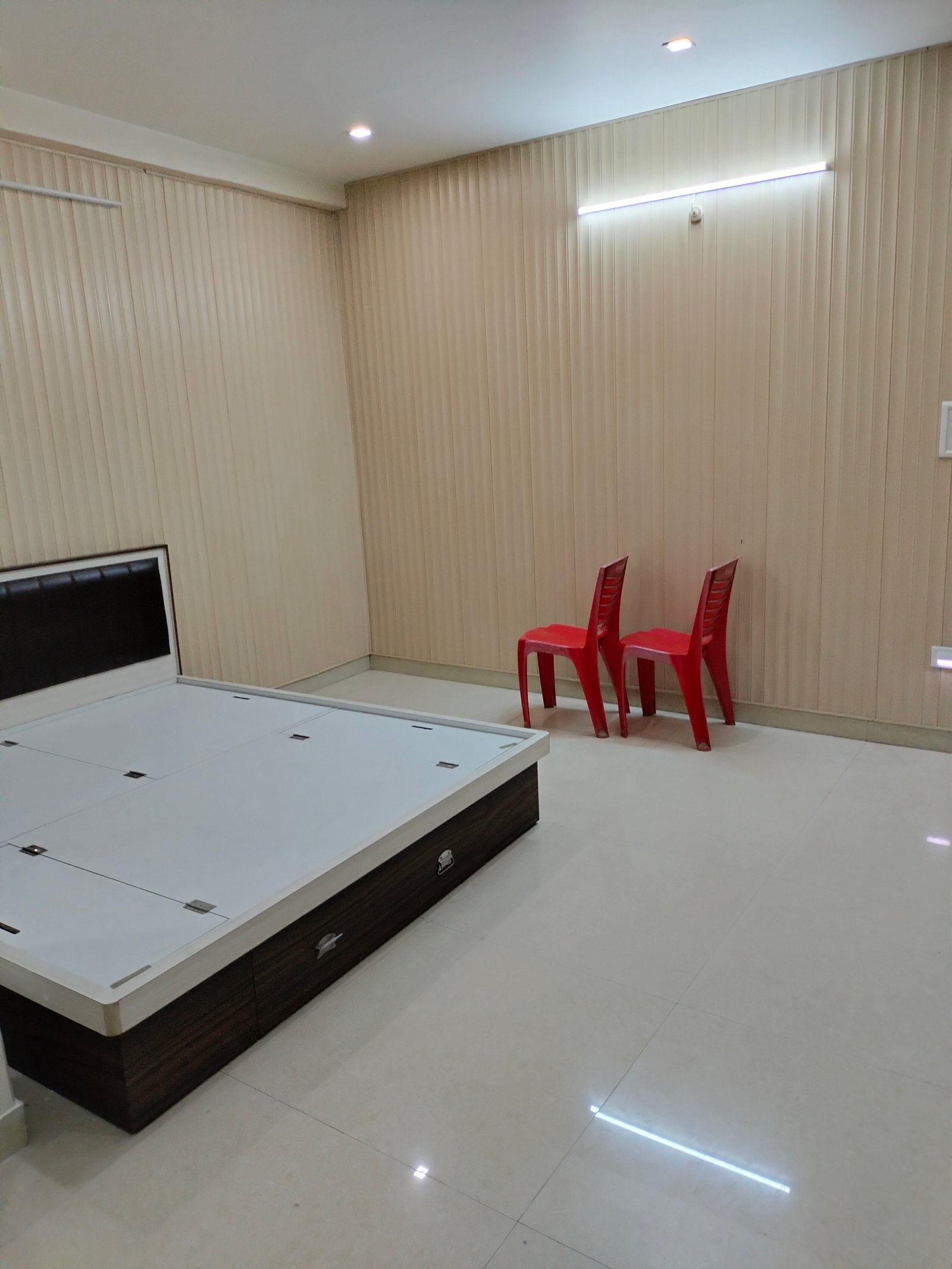 Fully furnished 3BHK apartment for sale in Madan Mohan Apartment