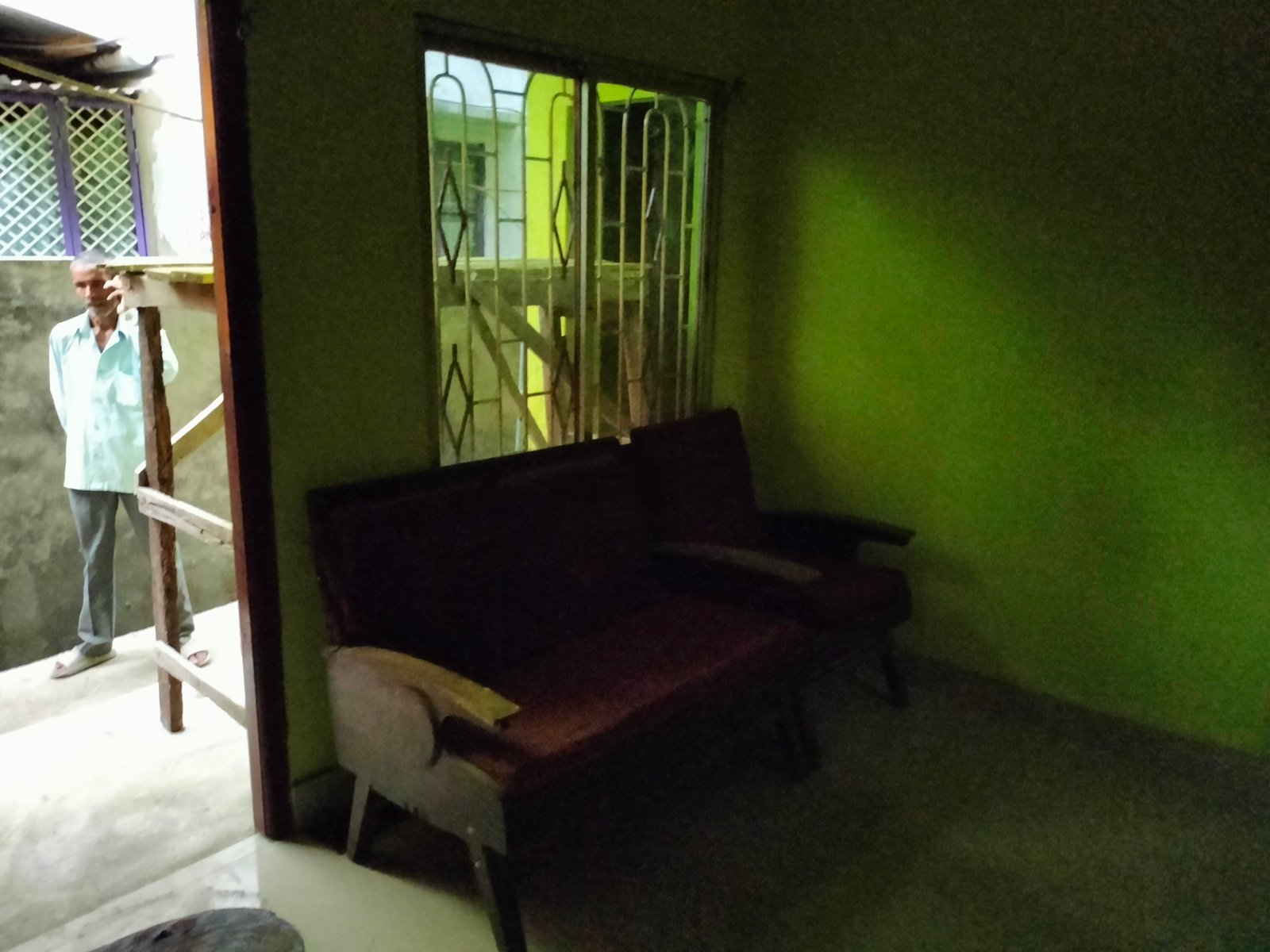 Room for rent in ambicapatty