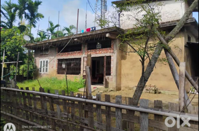 House sale with plot