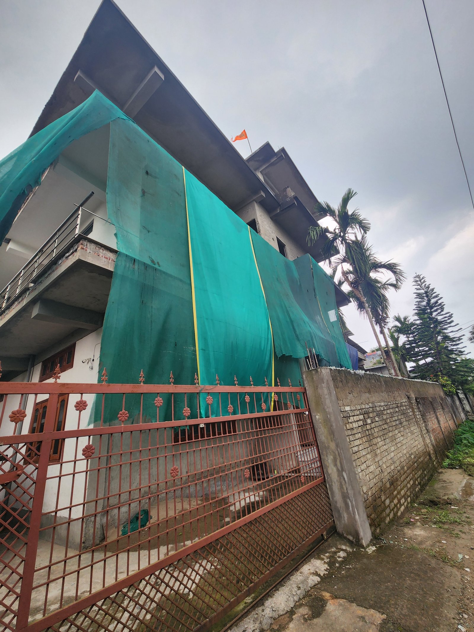 G+3 building for sale