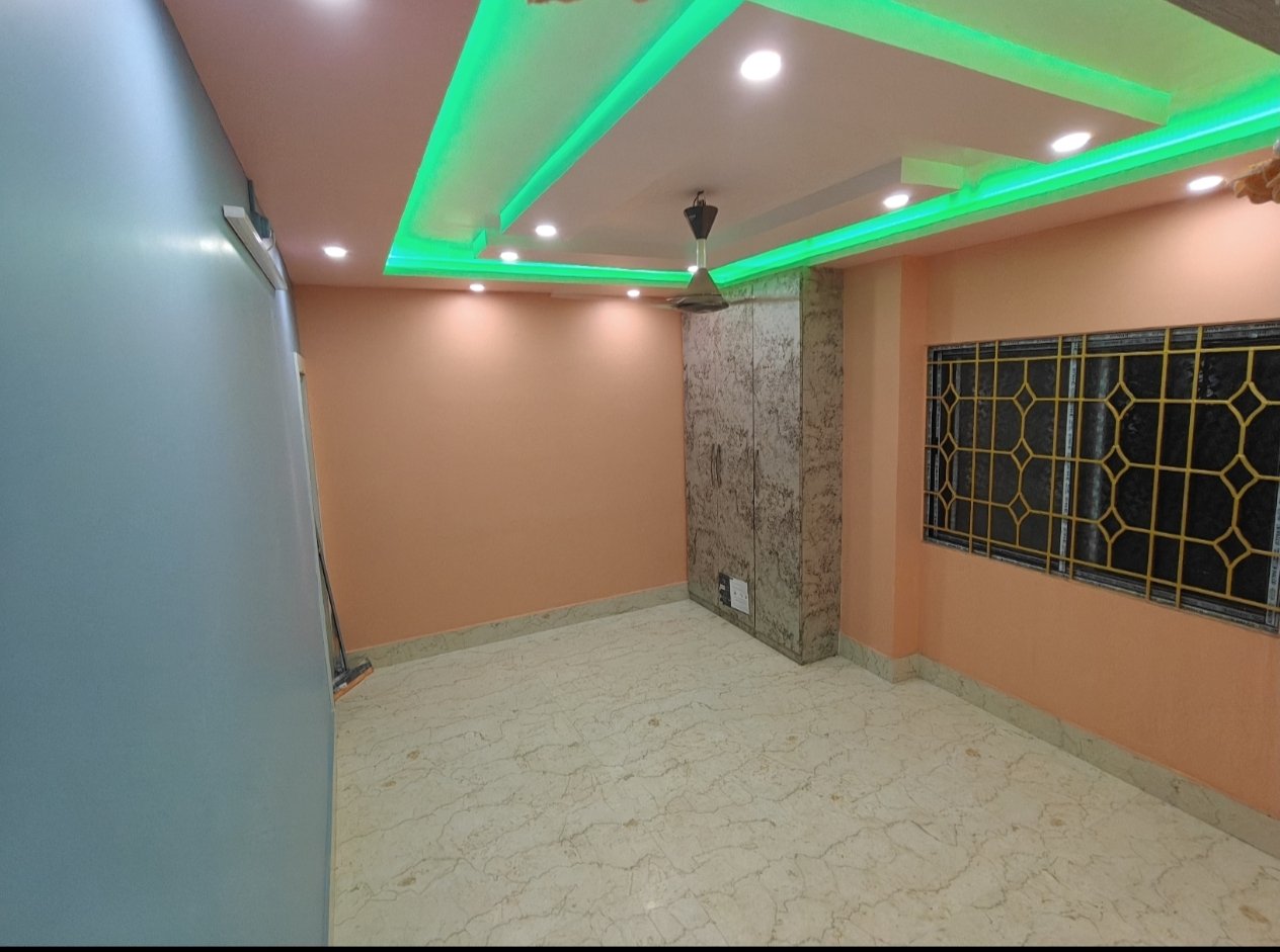 🏡 Independent 3 BHK Floor for Sale in Ambicapatty, Silchar 🚪✨