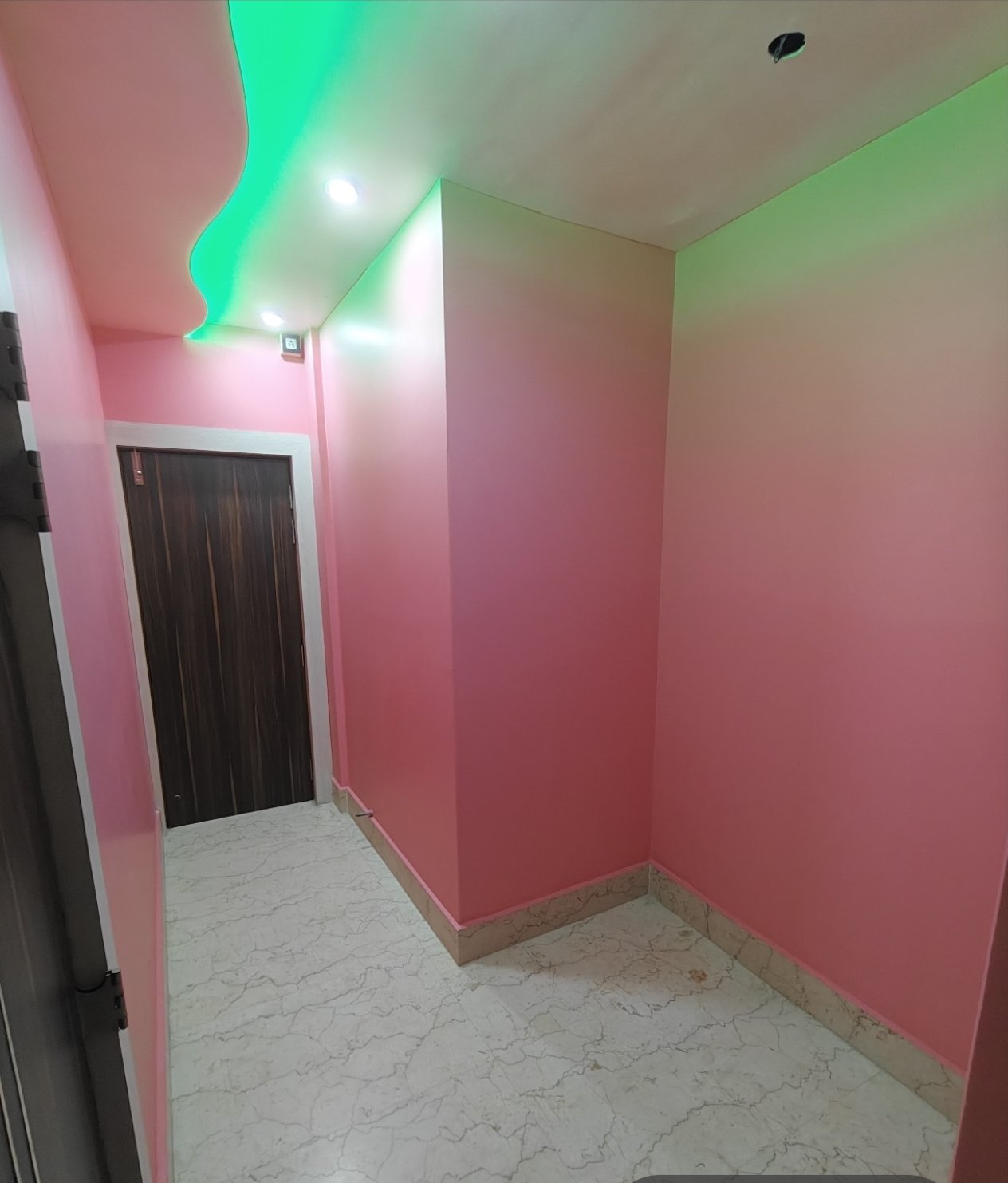🏡 Independent 3 BHK Floor for Sale in Ambicapatty, Silchar 🚪✨