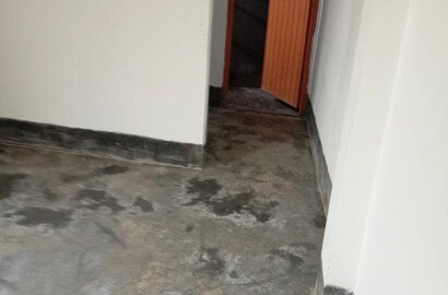 Renting 1 RK (Contact- 7002129705)