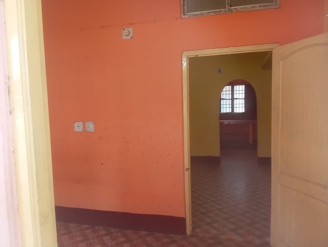 2Bk Room Available for Rent at Chencoorie Road Beni Madhav Lane