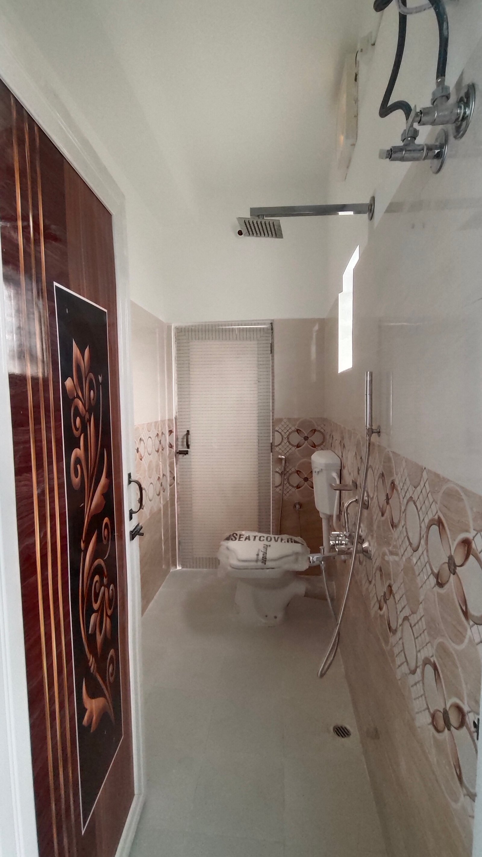 READY TO MOVE IN: Spacious & modern 3BHK HOUSE FOR RENT