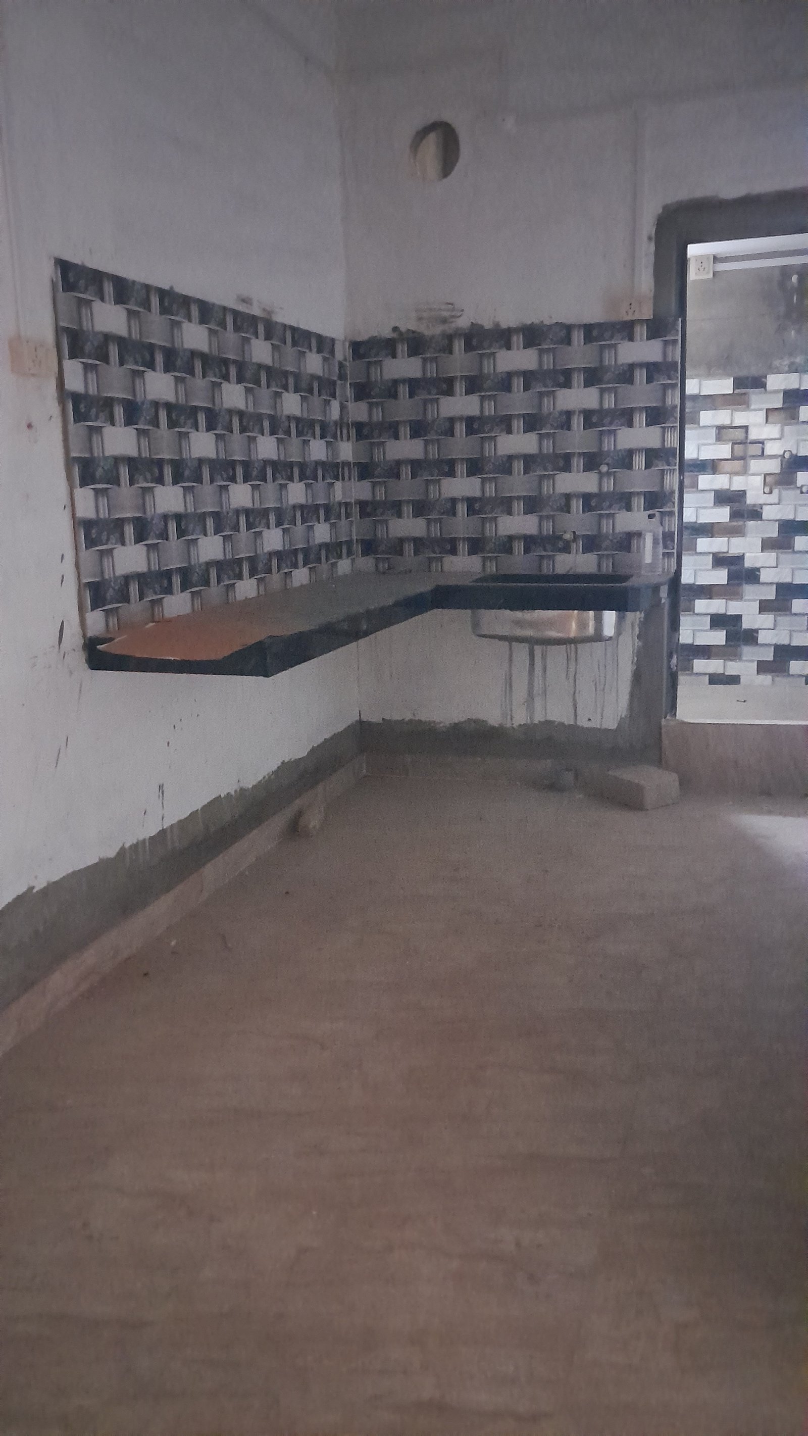 2 BHK Flat for Sale | 760 Sq.Ft | 4th Floor | ₹28 Lakh