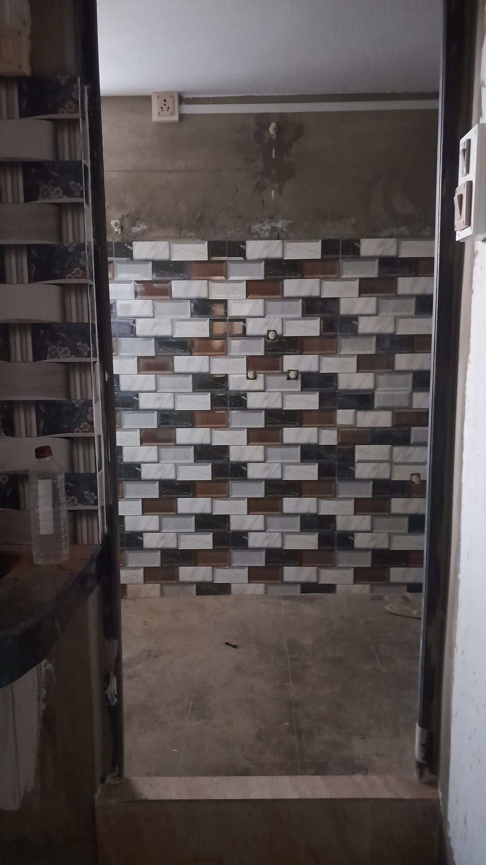 2 BHK Flat for Sale | 760 Sq.Ft | 4th Floor | ₹28 Lakh