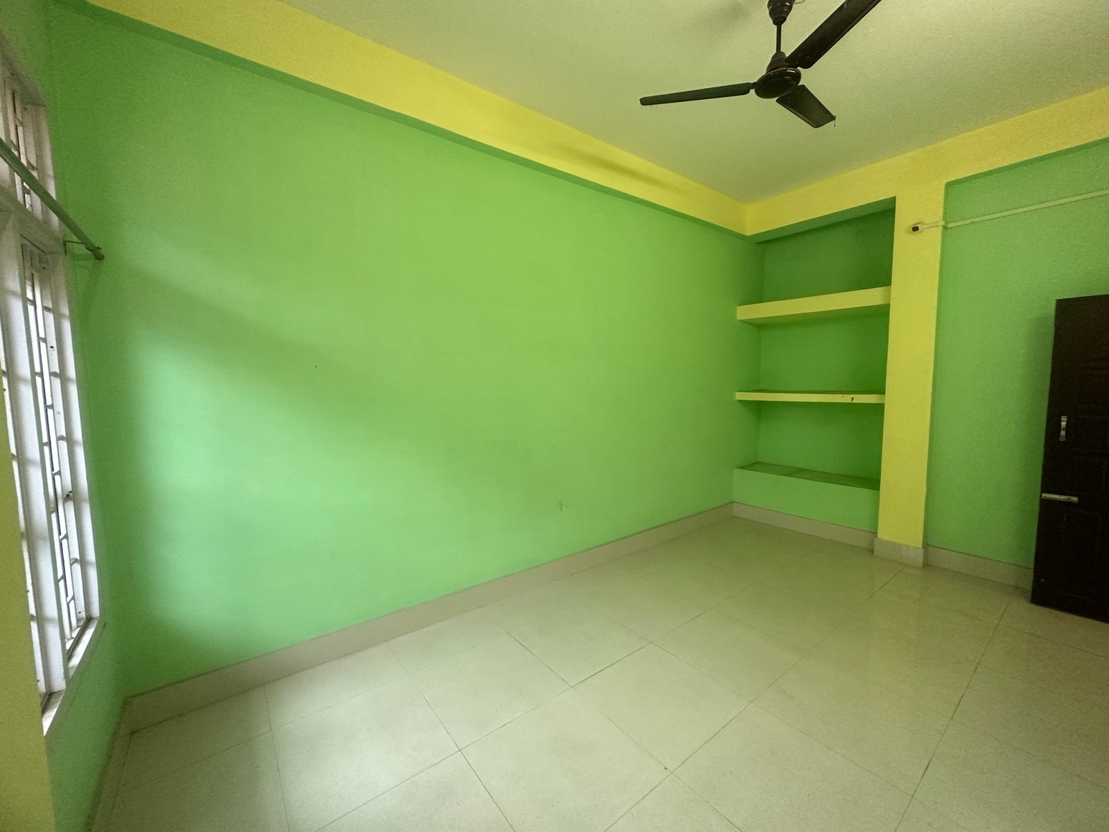 Spacious 2bhk apartment with homely and secured environment