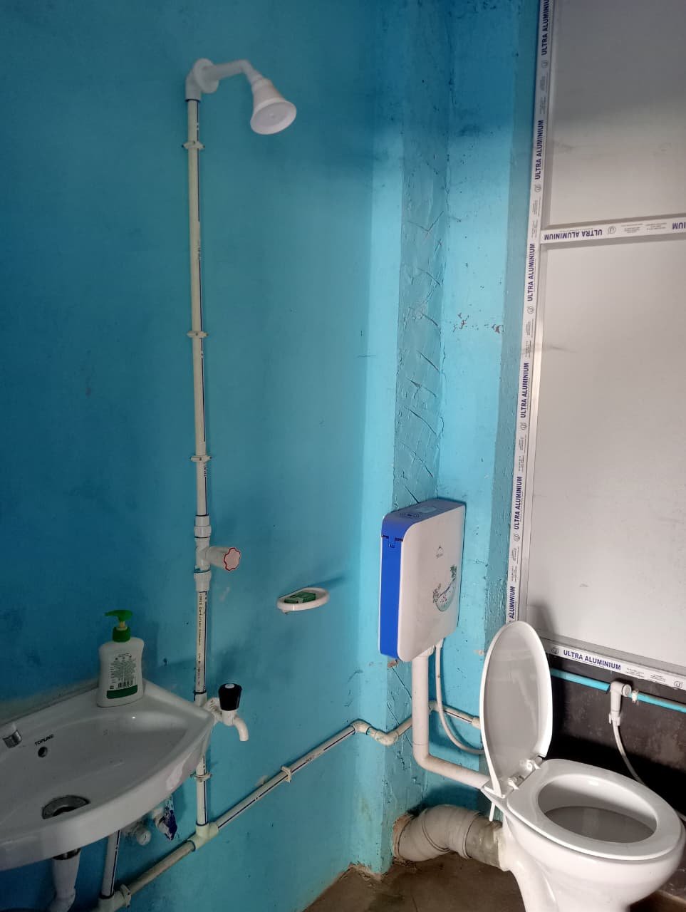 2nd floor for Rent (commercial use )