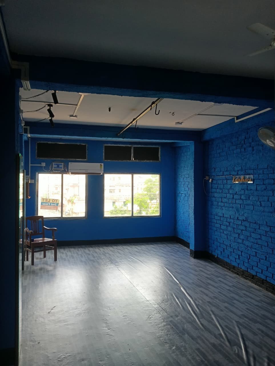 2nd floor for Rent (commercial use )