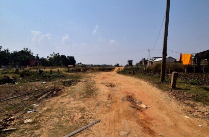3 Katah Plot for sale