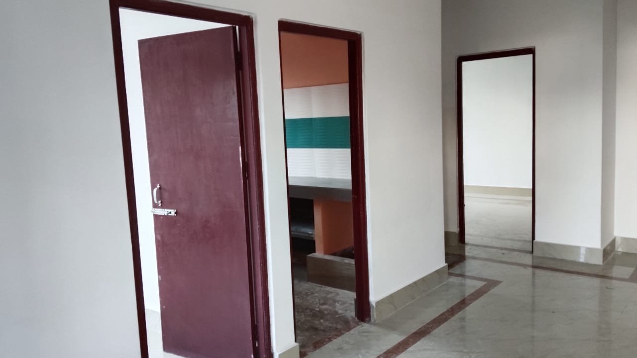 2 bhk flat for rent ph no 9435941166